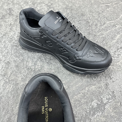 ルイヴィトン Damier クラシックな牛革スニーカー