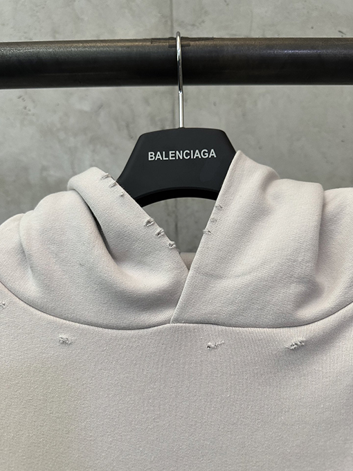 バレンシアガ Balenc1aga テーププリントのフード付きスウェットシャツ