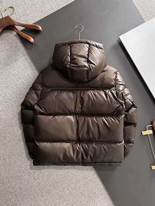 バーバリースーパーコピー Burberry チェック柄ダウンジャケット