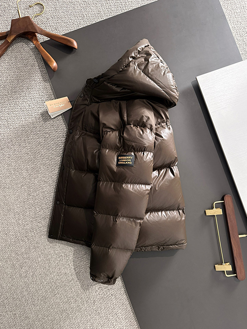 バーバリースーパーコピー Burberry チェック柄ダウンジャケット