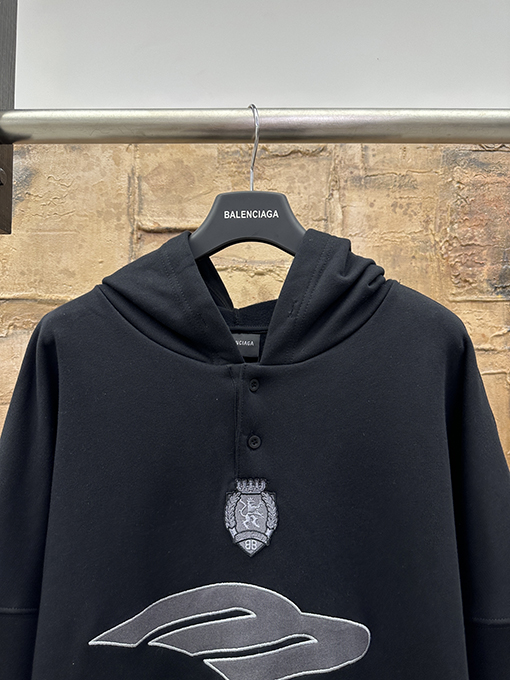 バレンシアガ Balenciaga 新しいフード付きスウェットシャツ