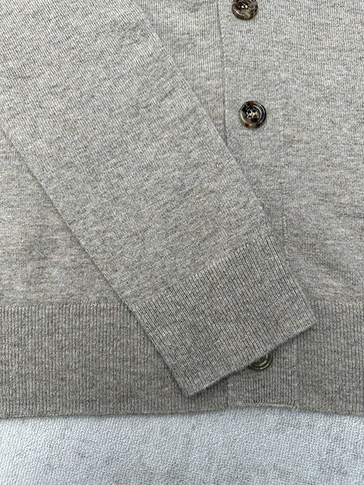 バーバリーコピー 無地シングルブレストVネックカーディガンカシミヤセーター