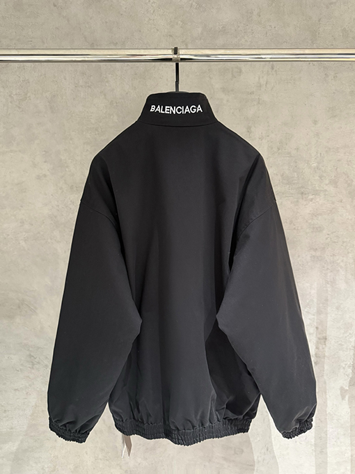バレンシアガスーパーコピー Balenciaga パファージャケットスタイルのダウンジャケット