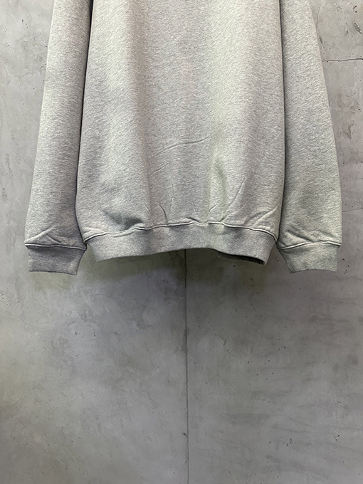 ディオール Montaigne クラシックロゴクルーネックスウェットシャツ