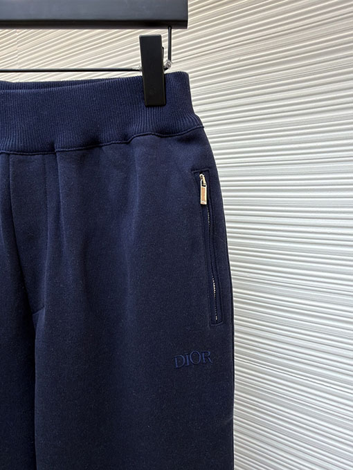 ディオール モノグラムウールとカシミアのジョガーパンツ