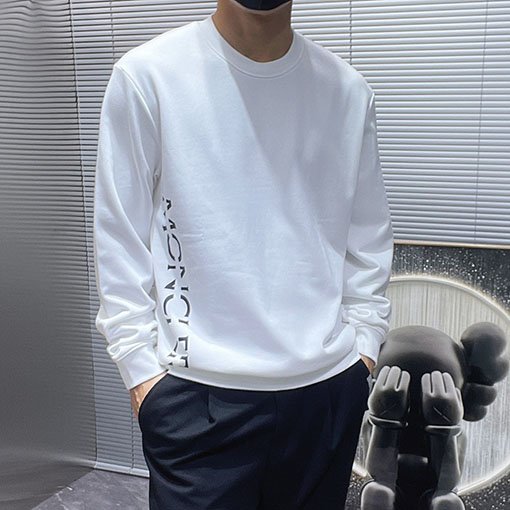 モンクレールコピー Moncler 新しいクラシックスウェットシャツ
