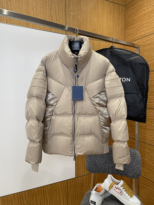 ルイヴィトンコピー LOUIS VUITTON スタンドカラーダウンジャケット