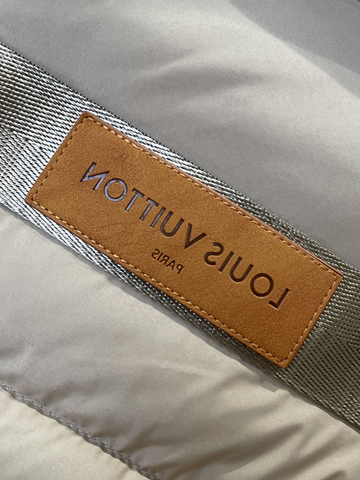 ルイヴィトンコピー LOUIS VUITTON スタンドカラーダウンジャケット