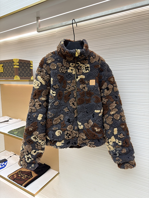ルイヴィトンスーパーコピー テディフリースリバーシブルジャケット