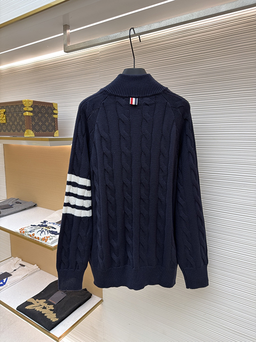 トムブラウンコピー ケーブルニットジャカードジッパーセーター