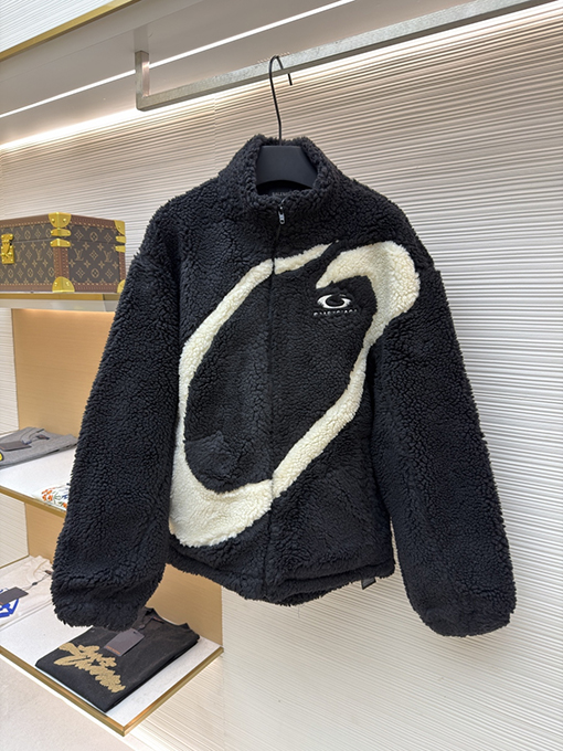 バレンシアガ Balenciaga スキーシリーズ ラムウール スタンドカラーコート