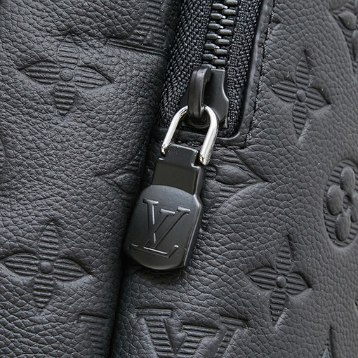 ルイヴィトン Duo Slingbag Monogram フルレザーエンボスチェストバッグ M26730