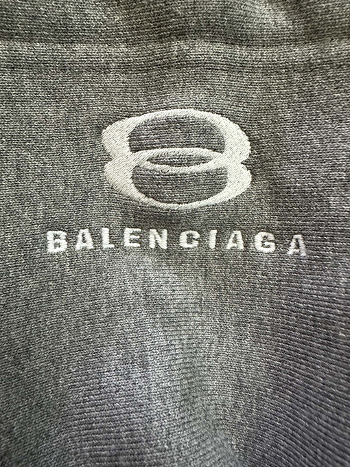 バレンシアガコピー Balenciaga ランウェイ ダブルリング刺繍フードジャケット