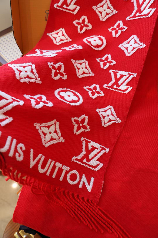 ルイヴィトン 3Dステレオ Monogram カットアウトスカーフ