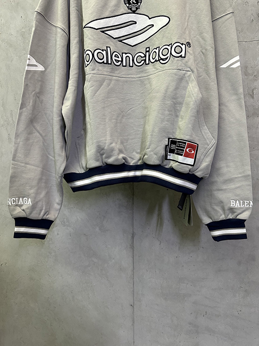 バレンシアガ BALENCIAGA 3m スキースーツシリーズ フード付きスウェットシャツ