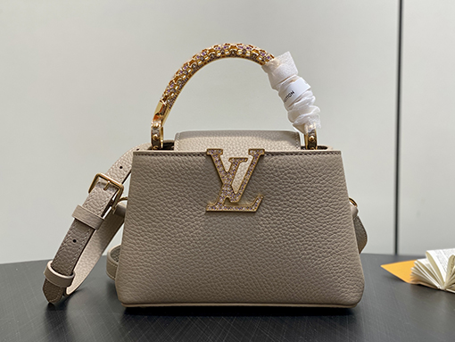 ルイヴィトン LV Capucines Mini レディースナインのミニハンドバッグ M14177