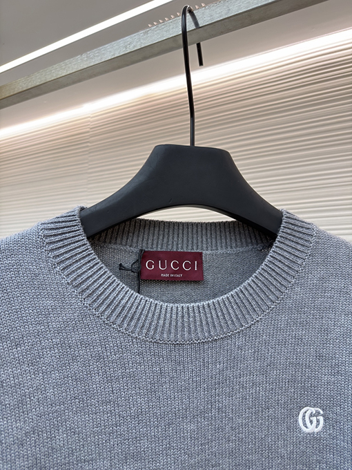 グッチ ダブルG刺繍ニットセーター