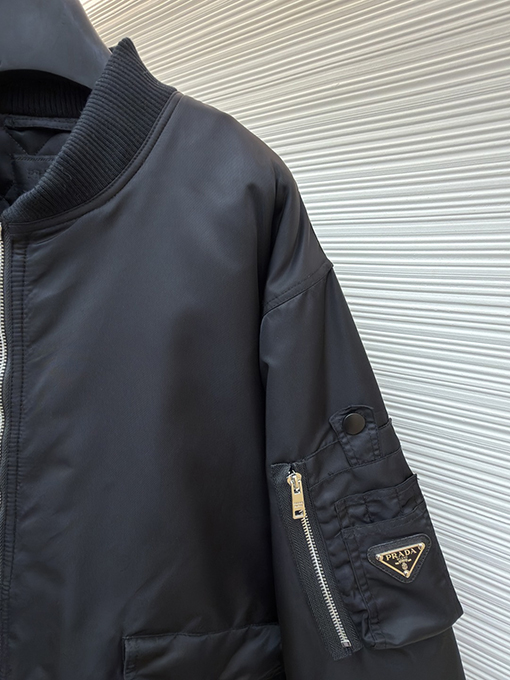 プラダ bomber 袖バッジフライトジャケットコットンコート