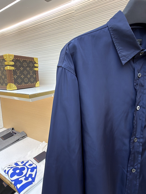 プラダコピー 三角ロゴ長袖シャツ