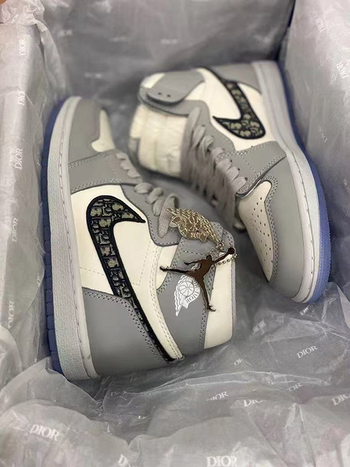 ディオール × ナイキ AIR JORDAN 1 RE HI OG スニーカー スーパーコピー シューズ