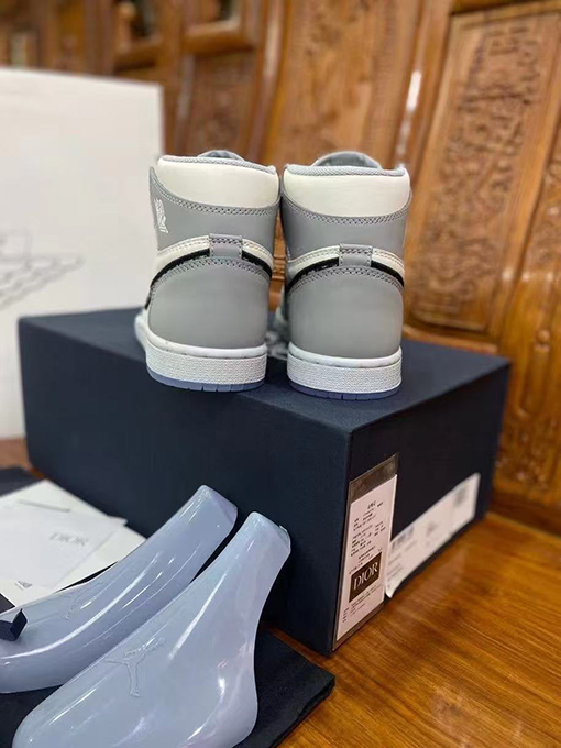 ディオール × ナイキ AIR JORDAN 1 RE HI OG スニーカー スーパーコピー シューズ