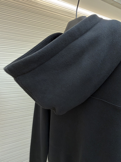 サンローランスーパーコピー SAINT LAURENT ロゴプリントパーカー
