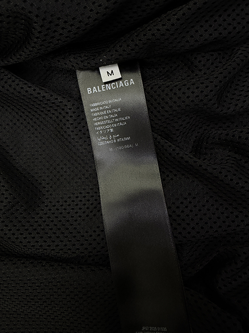 バレンシアガ Balenciaga テーププリントのジップアップジャケット