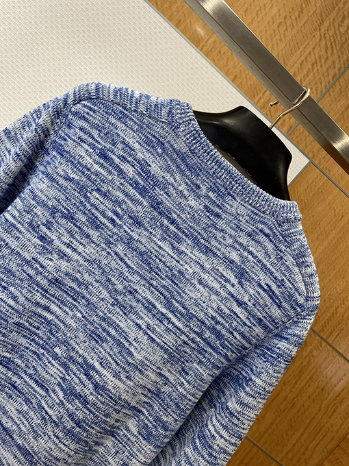セリーヌ ミックスカラー織り刺繍クルーネックセーター