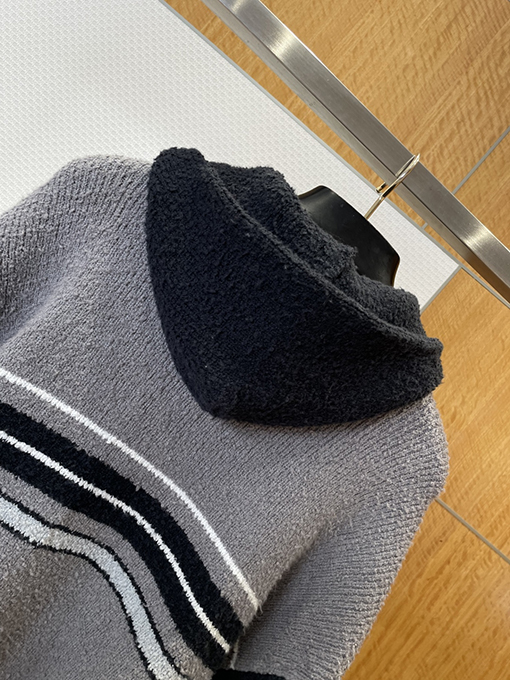 バレンシアガコピー BALENCIAGA カラーブロックフード付きニットカーディガン