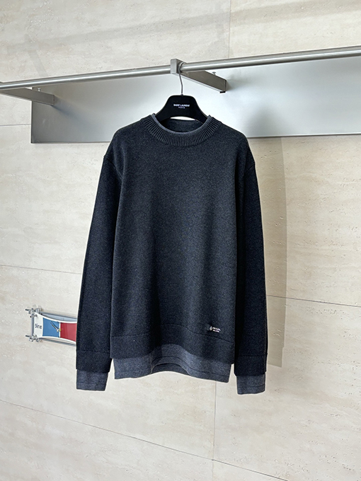 プラダ ホリデーコレクション カシミア&ウールブレンド リブニット クルーネックセーター