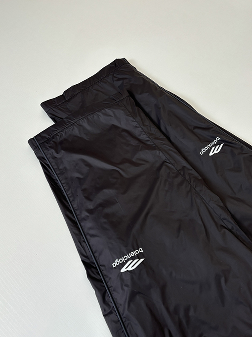 バレンシアガ BALENCIAGA SKIWEAR シリーズ 3B プリントフリース裏地スキーパンツ