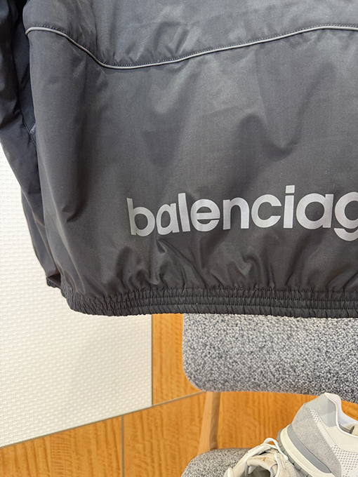 バレンシアガ BALENCIAGA カラーブロックロゴフードジャケット