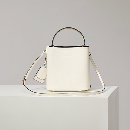 プラダ Saffiano 最新の人気レディースバケットバッグ
