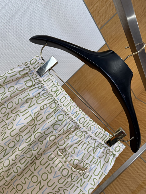 ルイヴィトン レタープリントのカジュアルショートパンツ