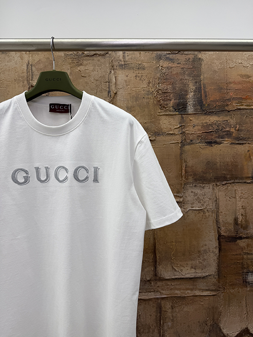 グッチ Gucci 刺繍半袖Tシャツ