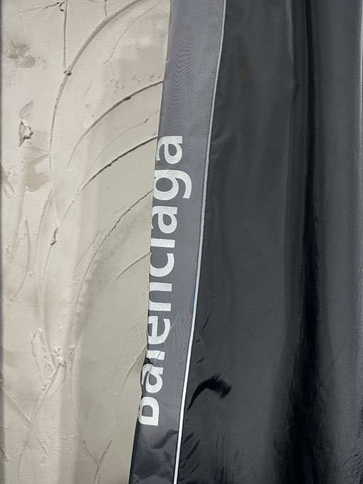 バレンシアガ Balenciaga スポーツシリーズのカラーブロック3M反射スポーツパンツ