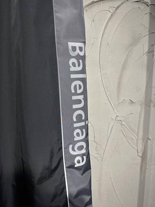 バレンシアガ Balenciaga スポーツシリーズのカラーブロック3M反射スポーツパンツ