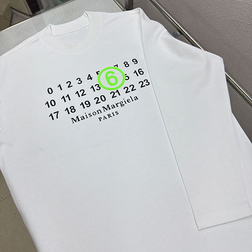 マルタンマルジェラ Maison Margiela MM6 ロゴフォームプリントの長袖ベースレイヤーシャツ