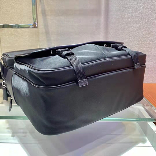 プラダスーパーコピー 新しい実用的なバックパック