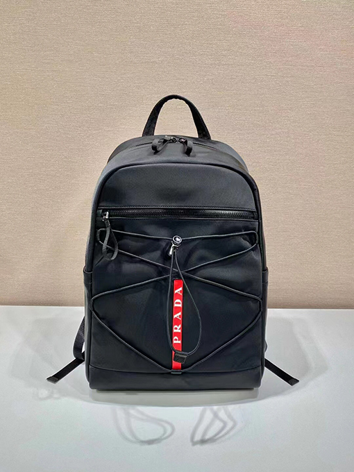 プラダ Linea Rossa サシリーズのバックパック
