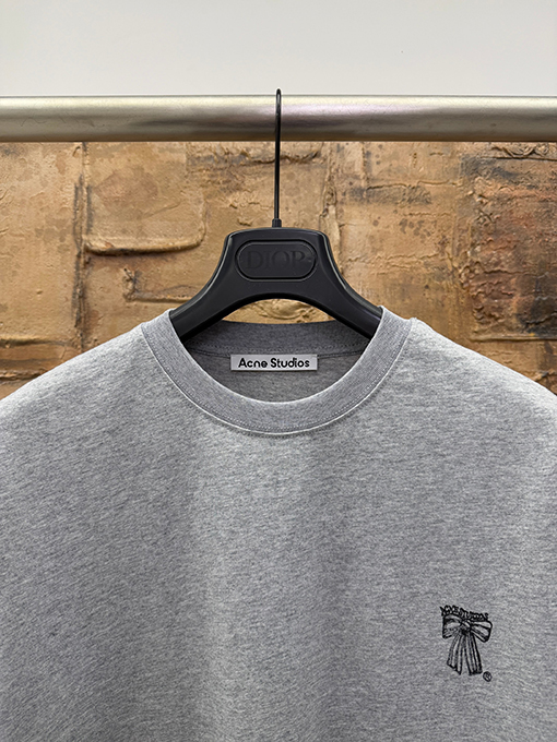 アクネストゥディオズスーパーコピー Acne Studios バタフライプリント半袖Tシャツ