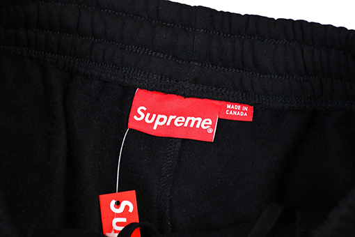 シュプリーム Supreme THRASHER 炎をテーマにした文字プリントのフリーススウェットパンツ