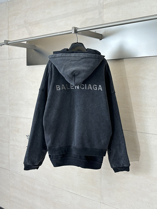 バレンシアガ Balenciaga 2枚のダメージをしたジップアップパーカー