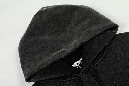 アクネストゥディオズ Acne Studios ウォッシと色褪せをしたアメリカンレトロなダメージフード付きスウェットシャツ