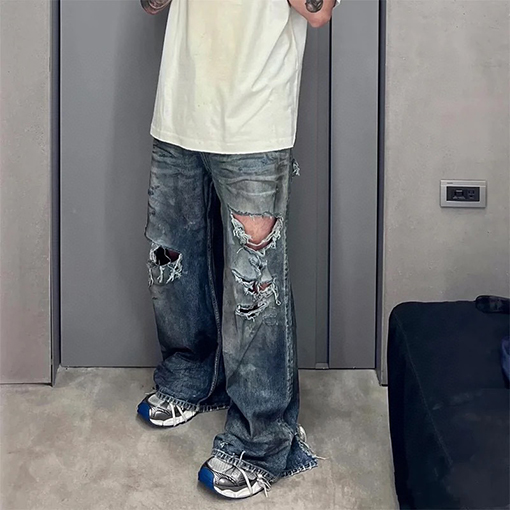 バレンシアガ Balenciaga baggy クラシックブルーのダメージオイルめ泥染め破れのジーンズ