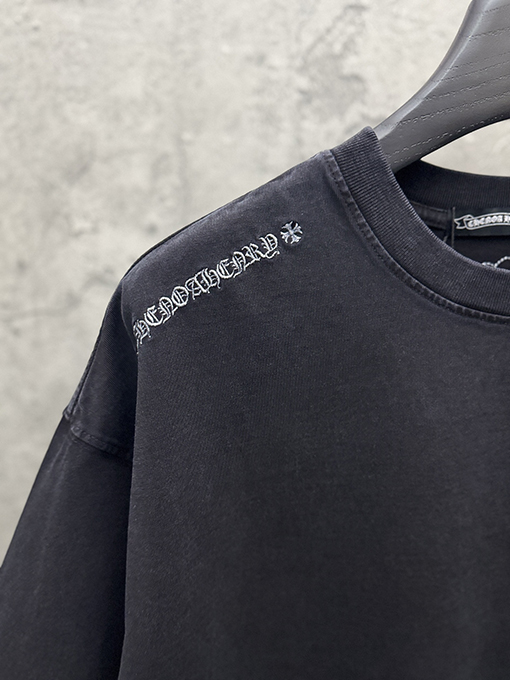 クロムハーツスーパーコピー アメリカンスタイルのウォッシュアップリケ刺繍半袖Tシャツ