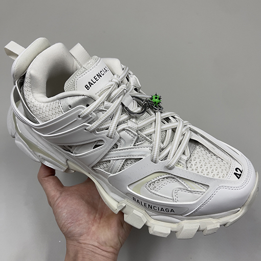 バレンシアガスーパーコピー Balenciaga Track Sneaker スタッズシリーズ カップルスニーカー