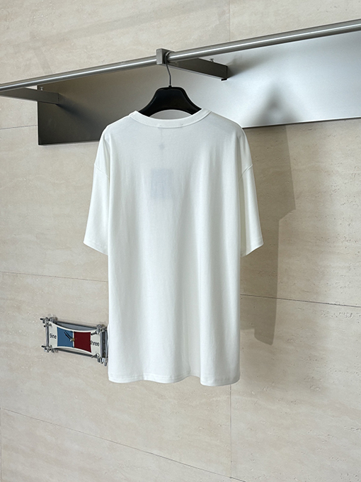 ルイヴィトンコピー 馬のスケッチプリント半袖Tシャツ
