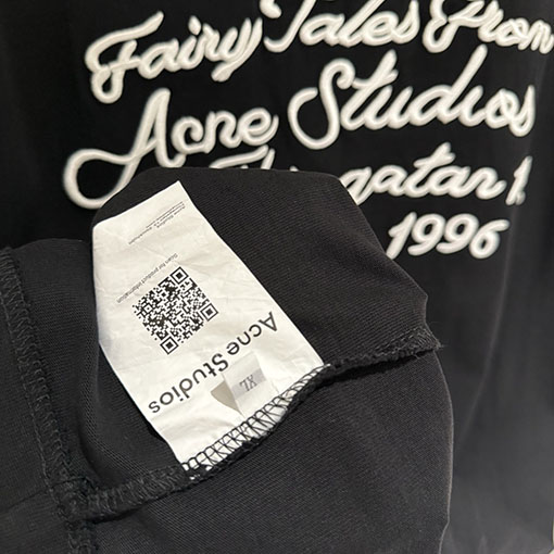 アクネストゥディオズ Acne Studios 新モデル刺繍半袖Tシャツ