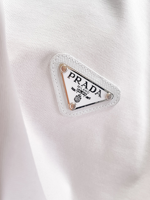 プラダスーパーコピー Prada 新しい長袖Tシャツ